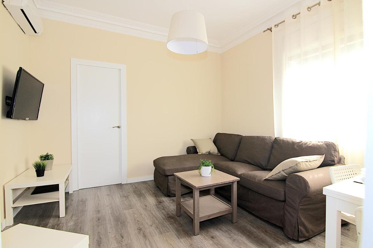 Felip - Spacious And Quiet Apartments ברצלונה מראה חיצוני תמונה