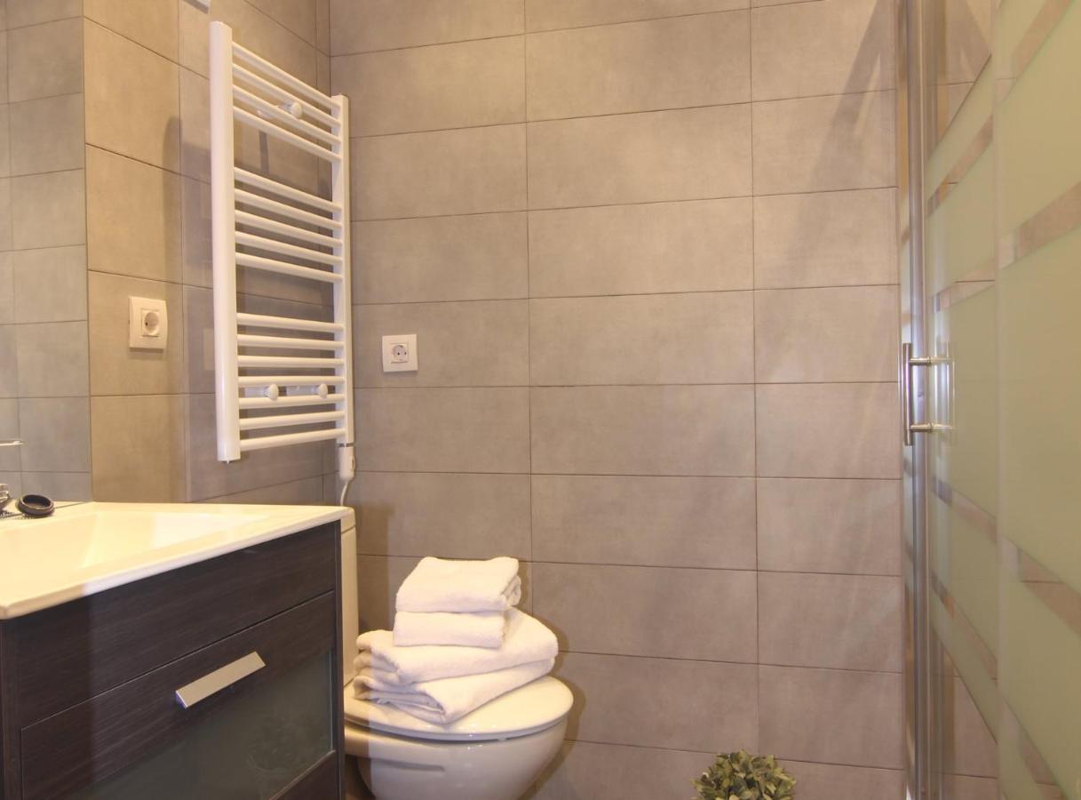 Felip - Spacious And Quiet Apartments ברצלונה מראה חיצוני תמונה
